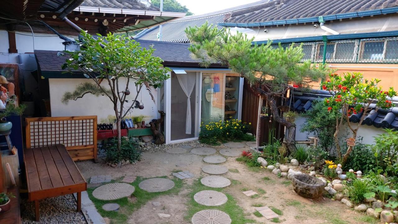 Hotel The Blue Cradle Jeonju Exterior foto