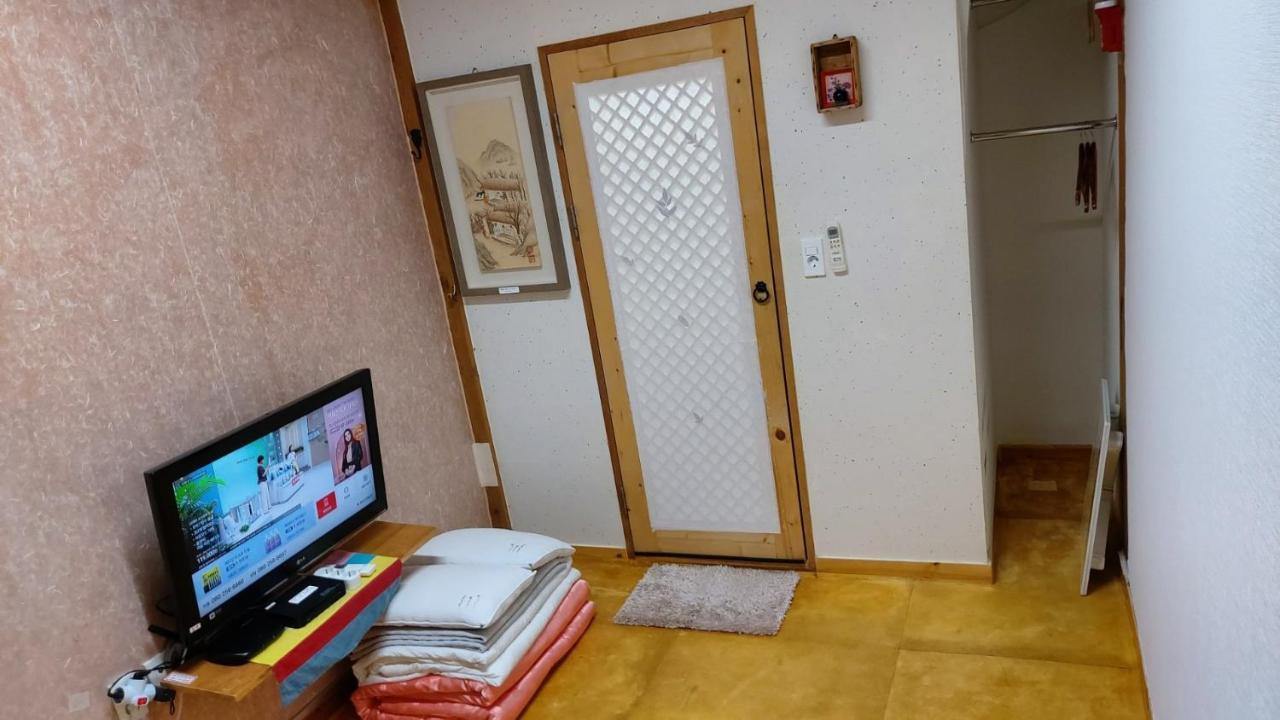 Hotel The Blue Cradle Jeonju Exterior foto